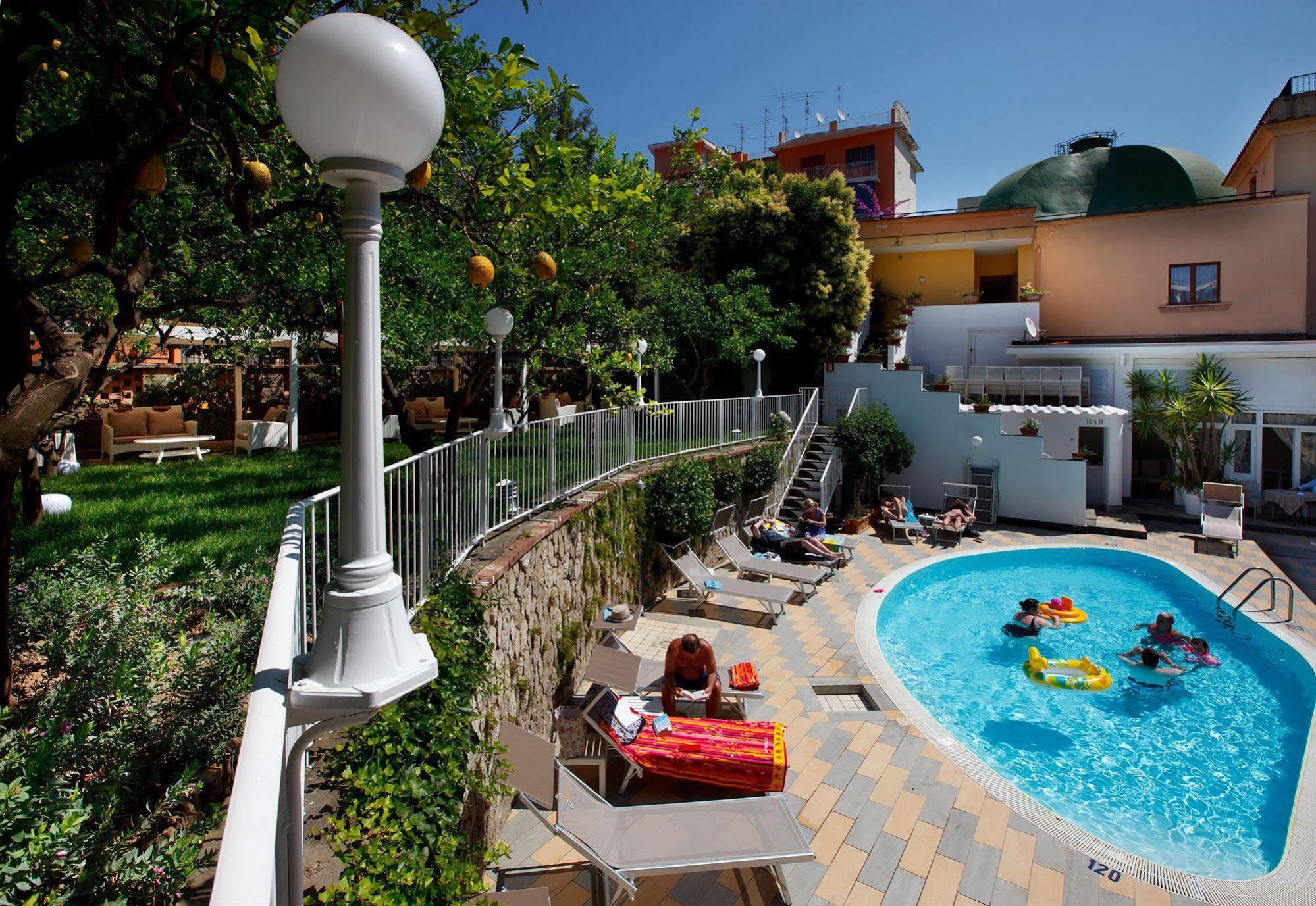 Hotel Capri Península Sorrentina Exterior foto